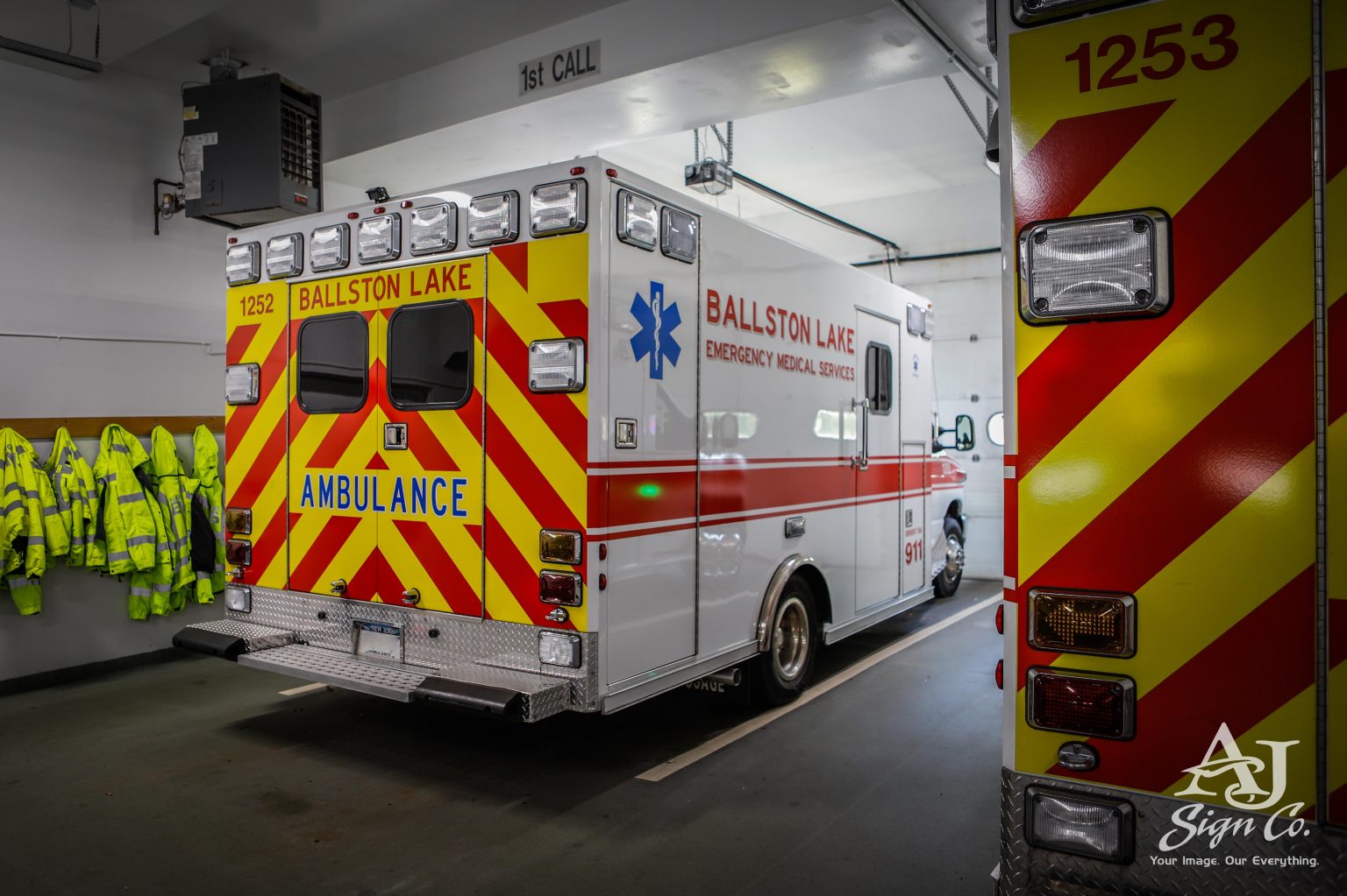 Vehicle Graphics AJ Signs